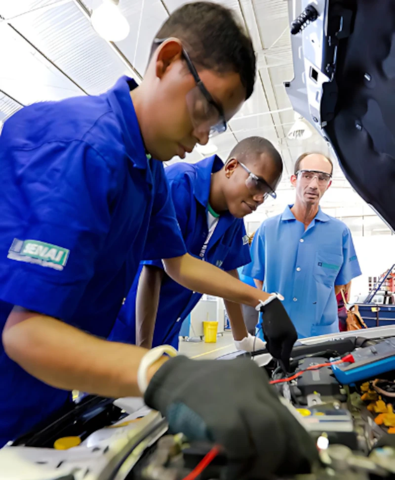 Programas de qualificação, como o Pronatec, garantiram melhores condições de inserção no mercado de trabalho para milhões de brasileiros. | Foto: Ana Nascimento/MDS